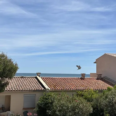 Vue Les Pieds Dans L'eau T3 Box Internet St Pierre La Apartment *